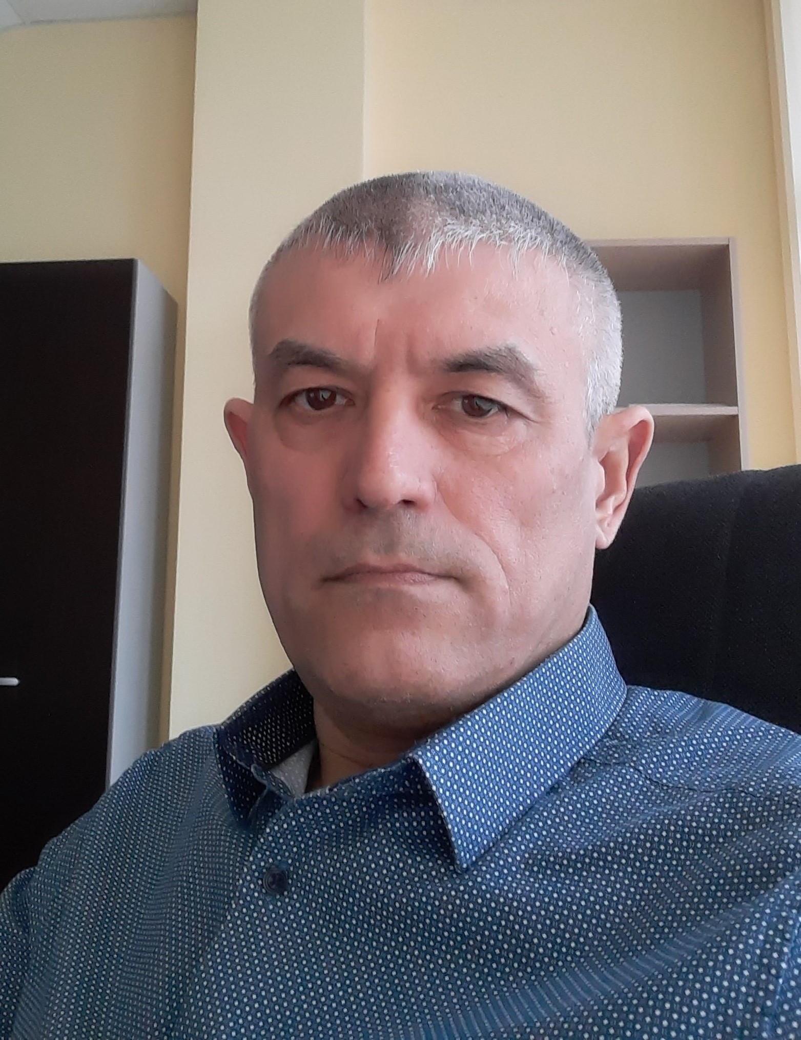 Константин Голов